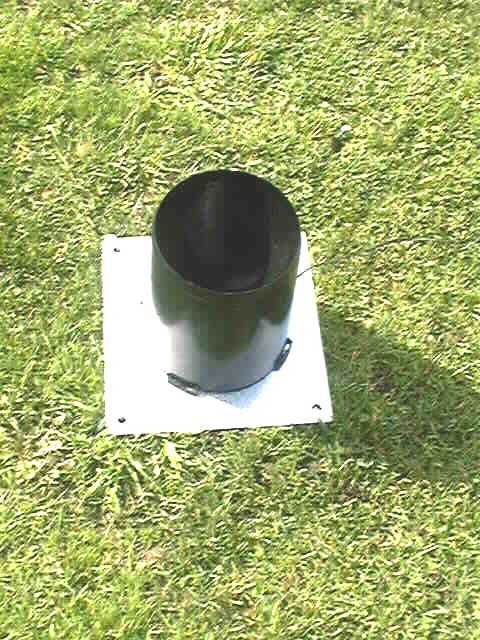 rainground.jpg (109292 bytes)